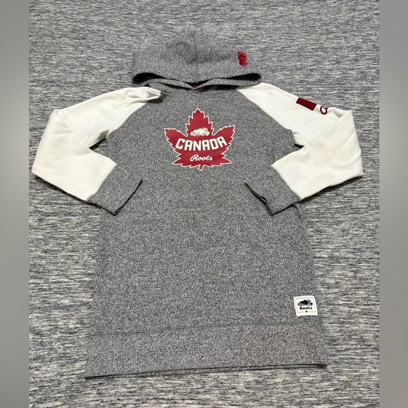 Roots Other - Roots Girls Sweater Longer Length Size 11-12